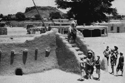 San Ildefonso Pueblo. Image: Harvey Indian Detour Brochure.