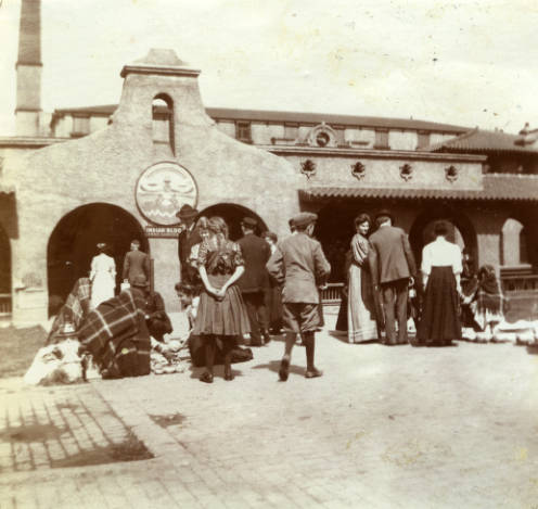 Fred Harvey Indian Building. Albuquerque. 