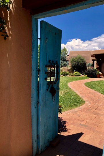 $client_url_words pic1